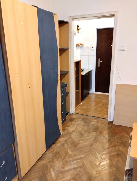 Giurgiului 164 M. Eroii Revolutiei, 20 min. Piata Unirii cu STB, comision 0