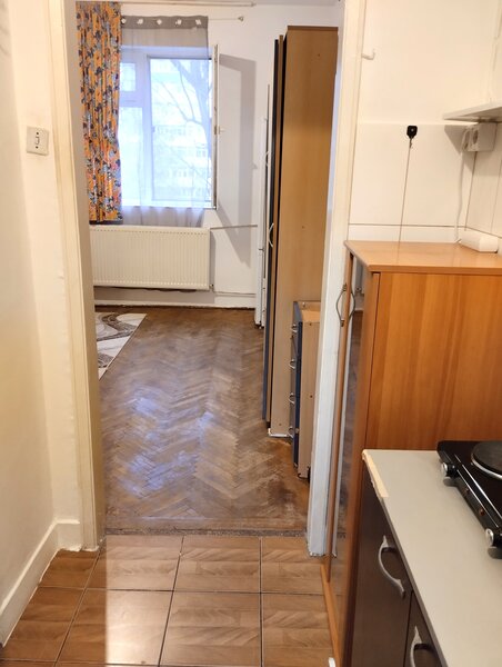 Giurgiului 164 M. Eroii Revolutiei, 20 min. Piata Unirii cu STB, comision 0